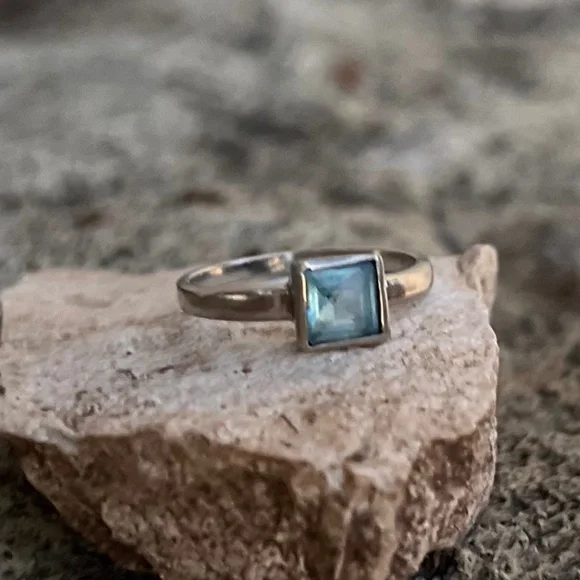 Royal Cerulean Stone Sterling Silver - Picture 10 of 12